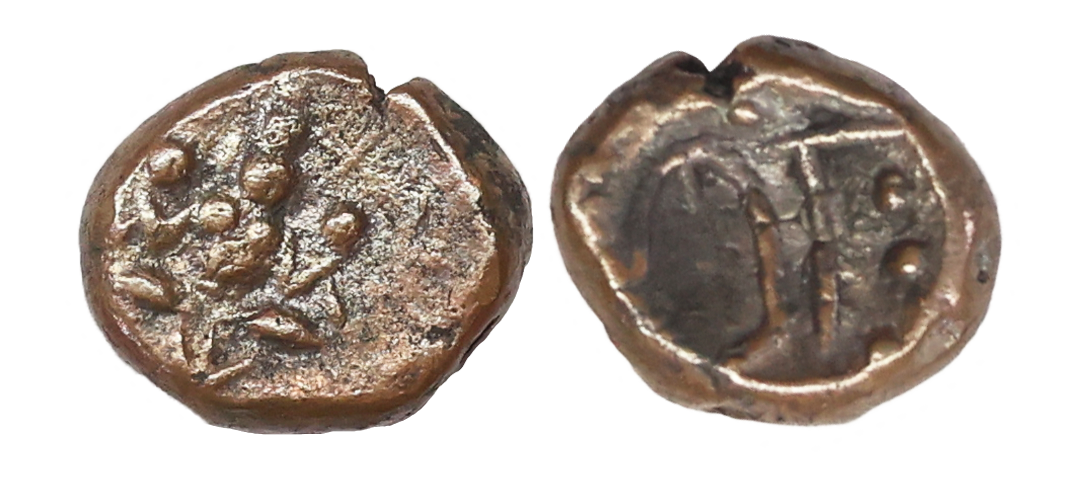 Arcot Nawabs, (18th Century AD), Copper Kasu Fraction, 1.82 gms, Obv. Standing deity Vishn