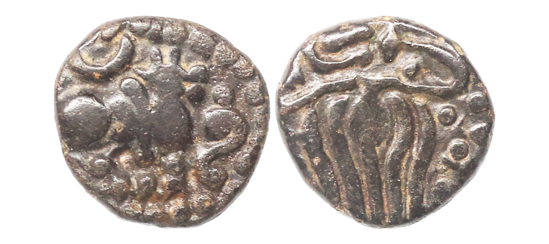Later Pandyas of Arcot (c. 1325-1362 AD), Copper Kasu, 3.30 gm, Obv. Bull facing to right 