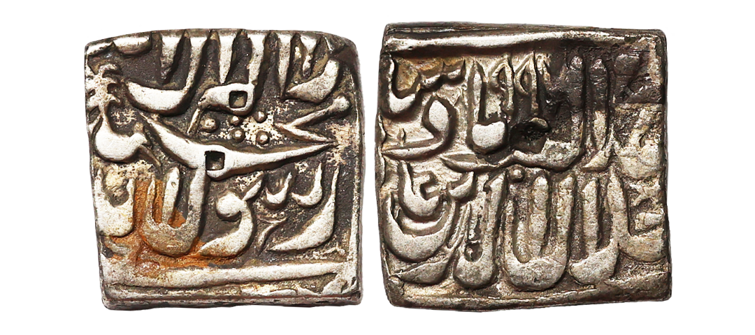 Akbar (AH 963-1014, 1556-1605 AD), Silver Rupee, 11.12 gms, Bang Mint (By type), AH 997, v