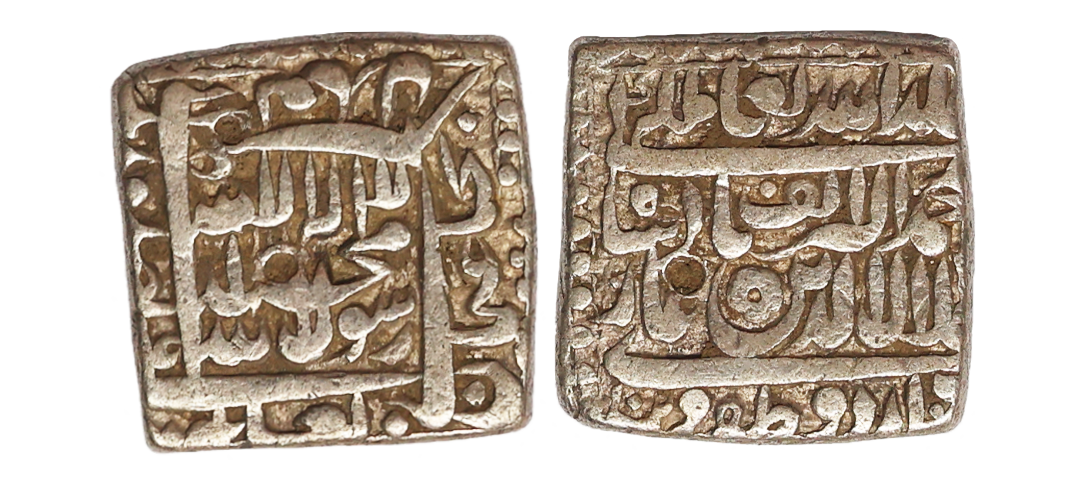 Akbar (AH 963-1014, 1556-1605 AD), Silver Rupee, 11.26 gms, Urdu Zafar Qarin Mint, AH 1000
